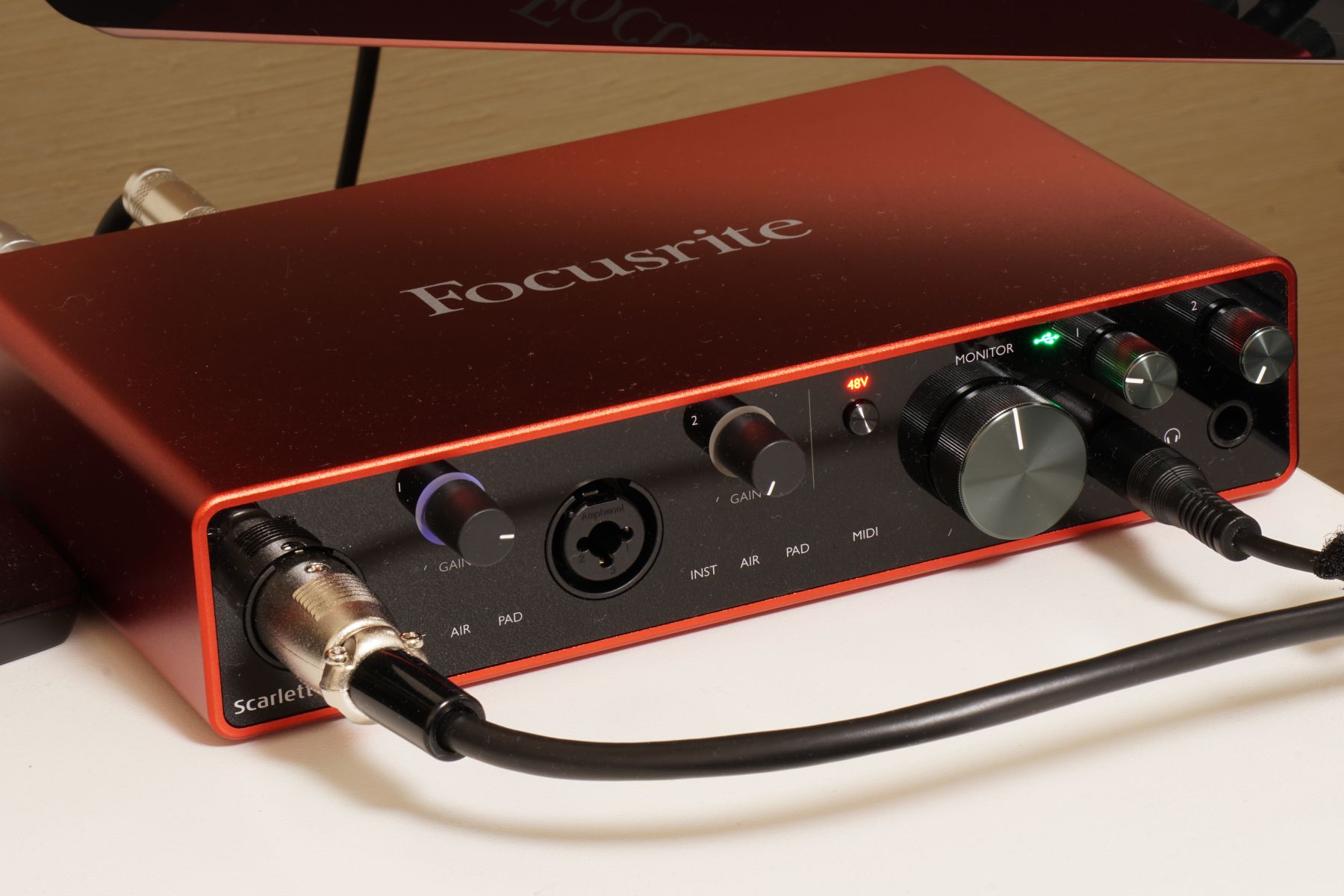 オーディオIF, Focusrite Scarlett 8i6 3rd Genの使用感レビュー | る